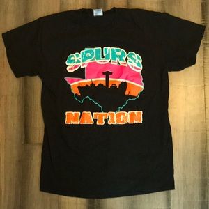 San Antonio Spurs shirt size medium unisex